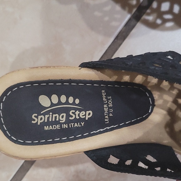 Spring Step black wedges size 36 excellent used condition - Picture 2 of 6